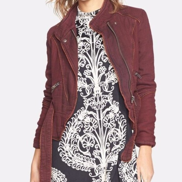 FREE PEOPLE MISSES SIZE MEDIUM BURGUNDY RED DOUBLE CLOTH TWILL FASHION JACKET